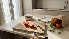 Il cane può mangiare pomodoro? Regole e quantità sicure per offrirlo come snack