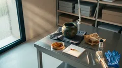 Scoperto il miele di 2.500 anni fa a Paestum: cosa c’era davvero nelle giare di bronzo