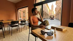 Salute degli occhi: miti su luce blu, schermi e lettura al buio che è ora di sfatare